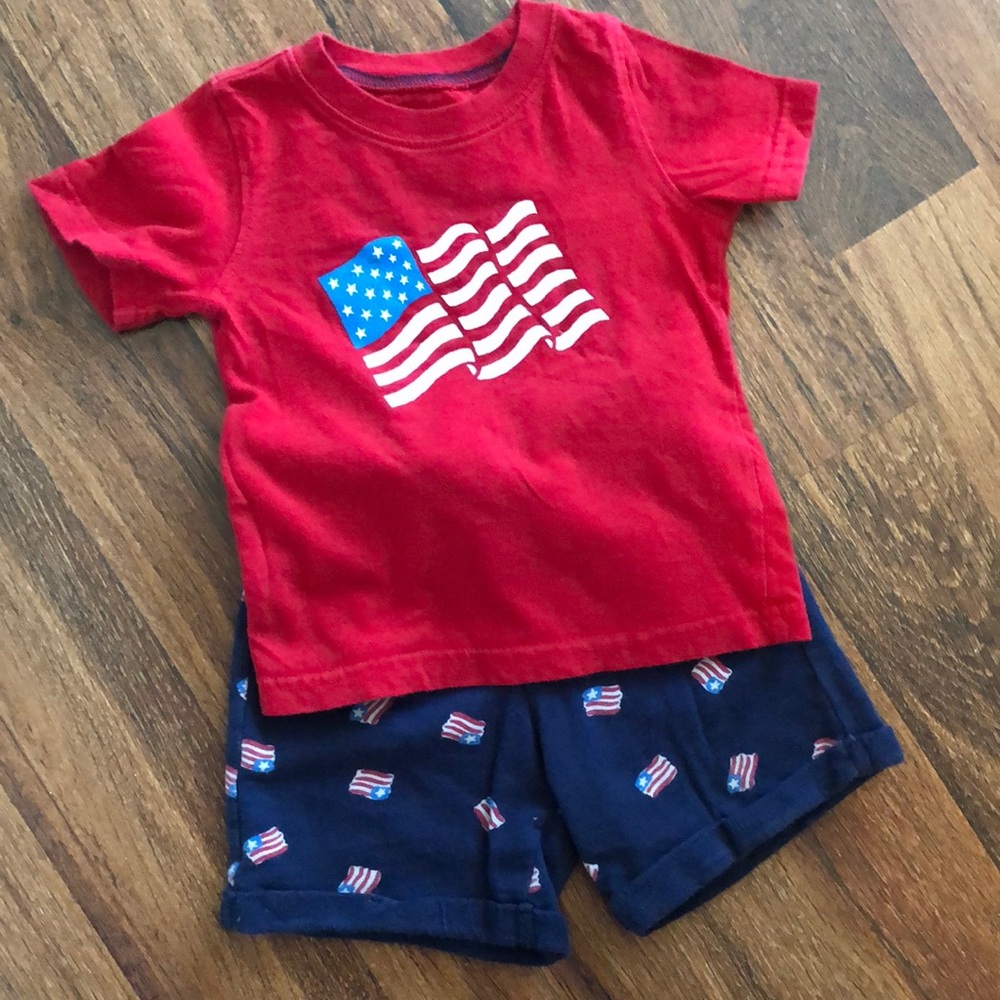 💥3/$10- USA Patriotic Short Set